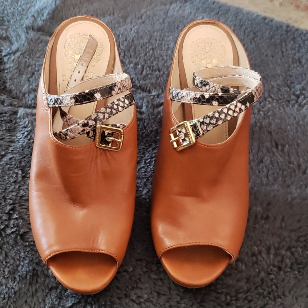 Vince Camuto Camel Peeptoe heels with Snakeskin